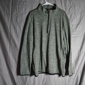 Avalanche Men's Green Zip-Up Sweater
